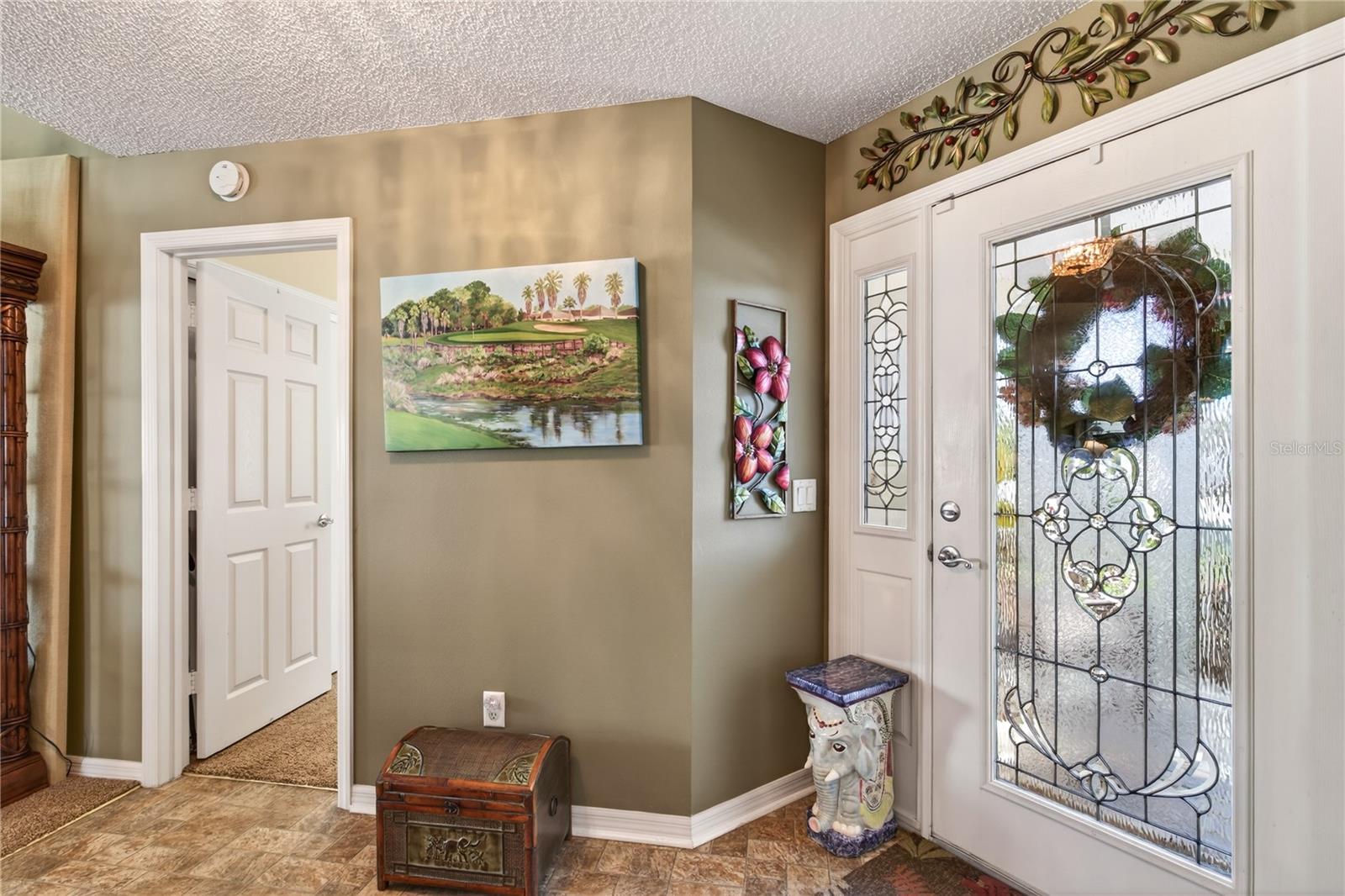 Image 7 of 55 For 1116 Elizabeth Court