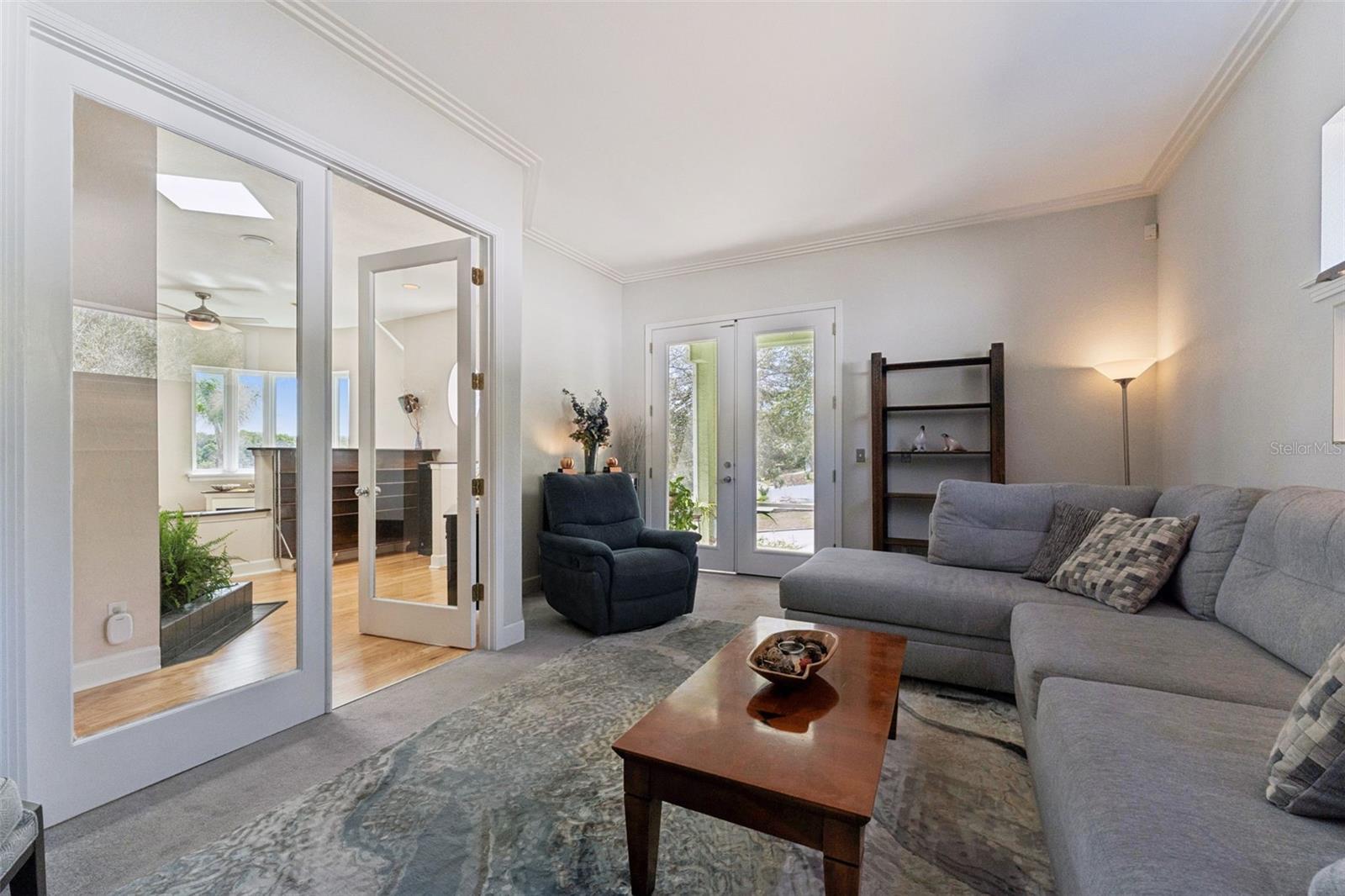 Image 16 of 73 For 190 Crystal Lake Drive