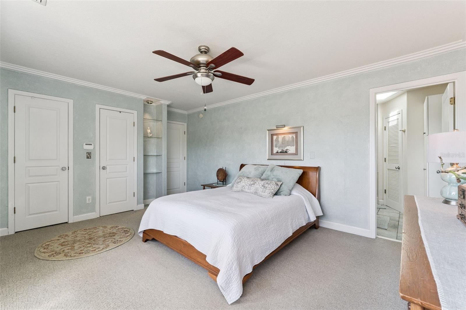 Image 29 of 73 For 190 Crystal Lake Drive