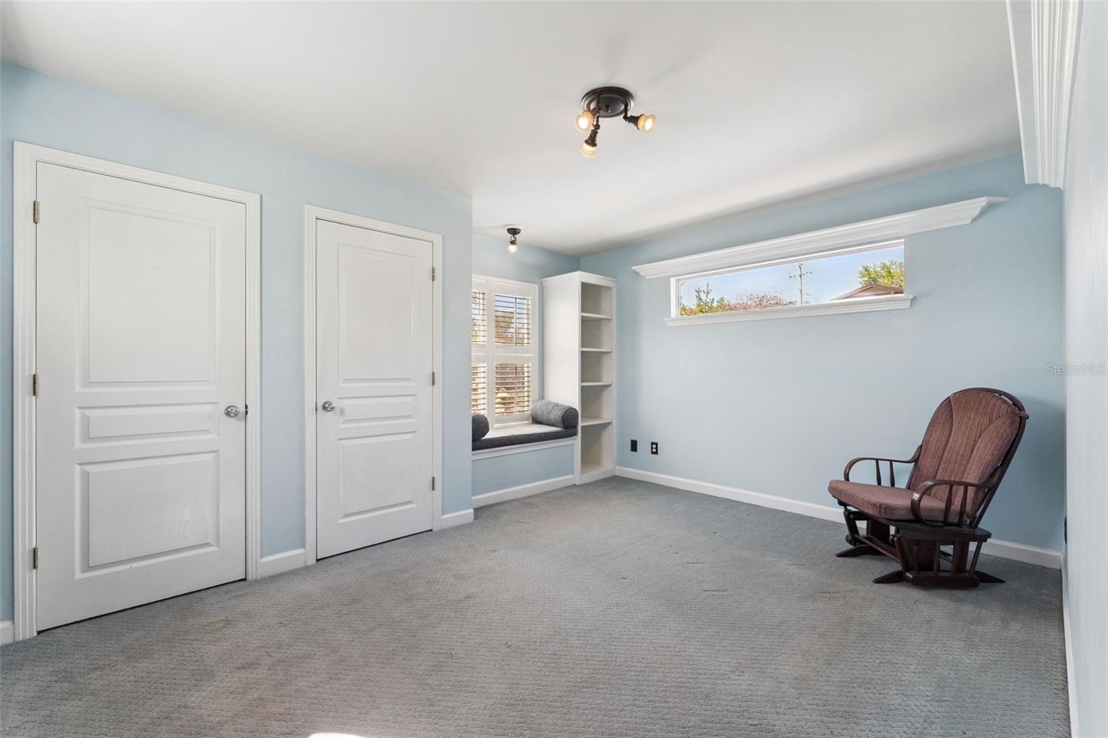 Image 33 of 73 For 190 Crystal Lake Drive