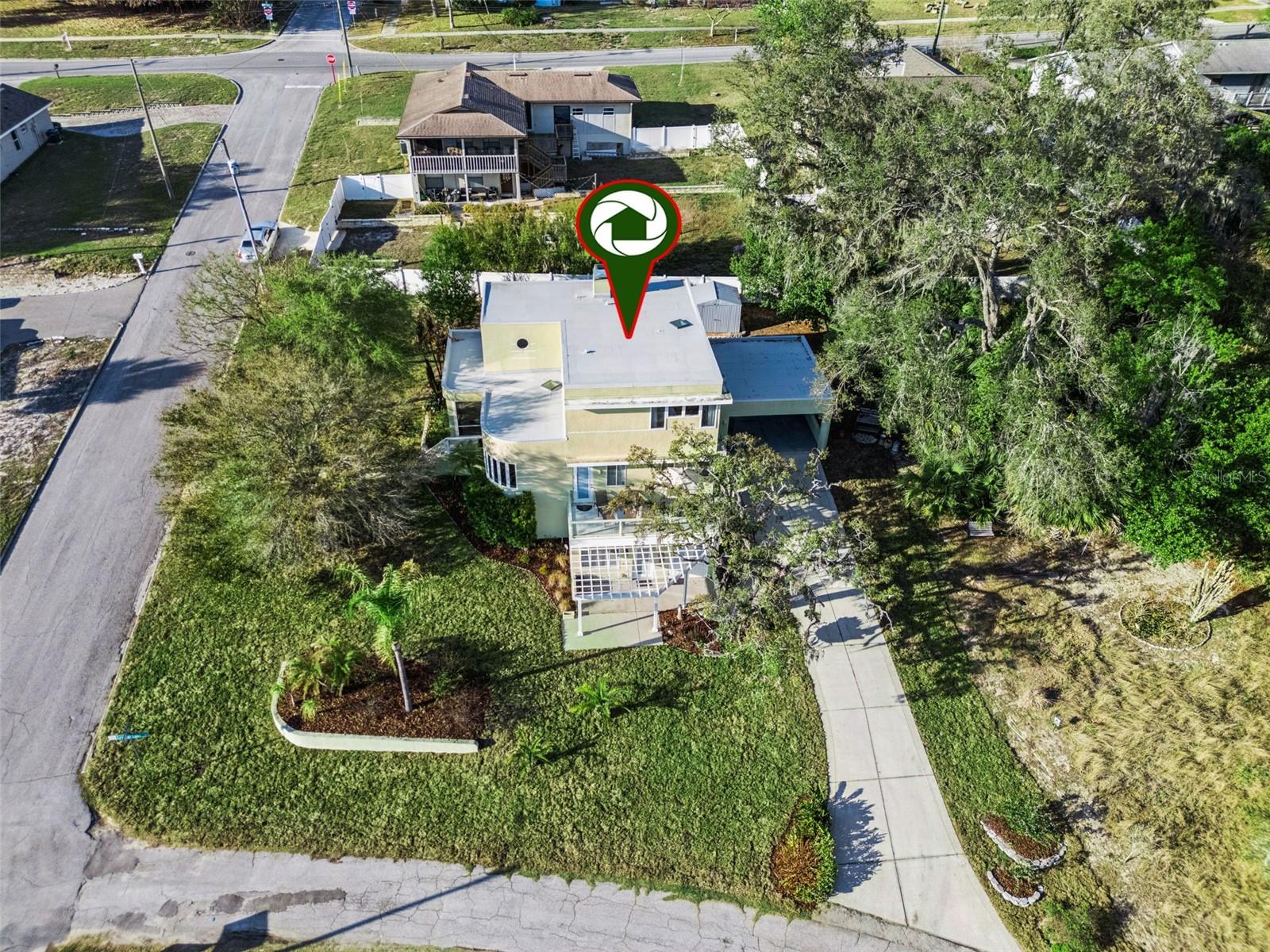 Image 53 of 73 For 190 Crystal Lake Drive