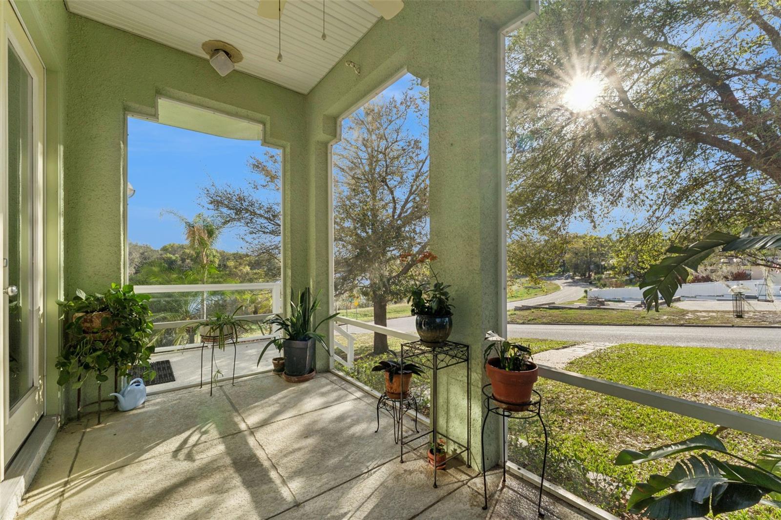 Image 7 of 73 For 190 Crystal Lake Drive