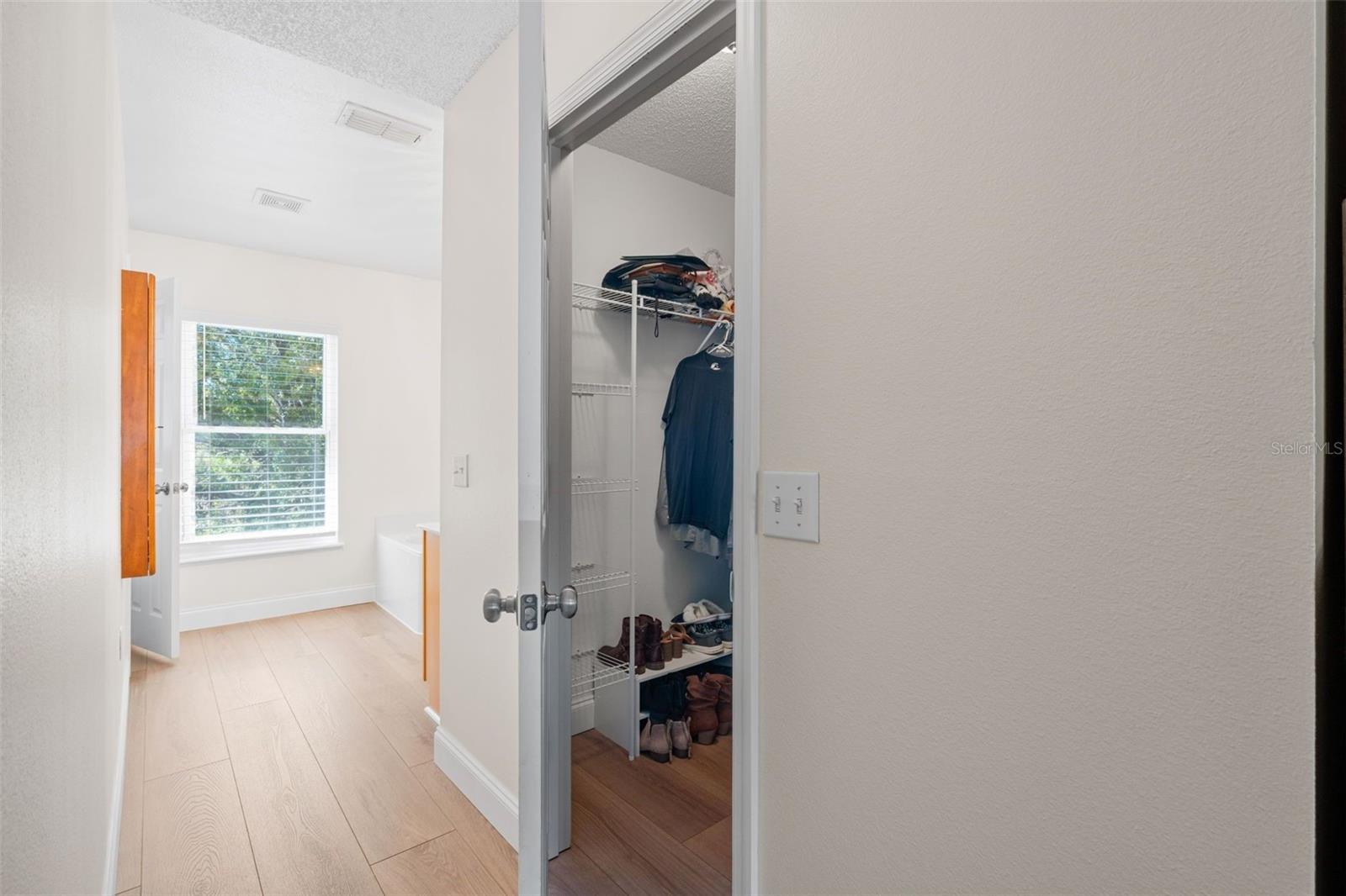 Image 18 of 33 For 1018 Jayhil Drive