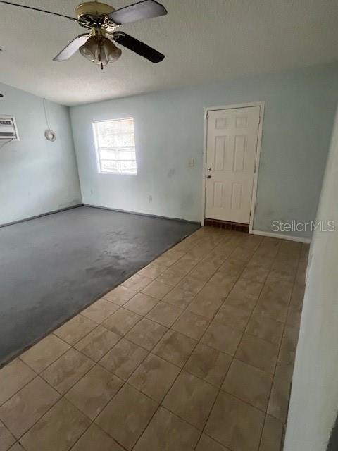 Image 12 of 17 For 1021 Sun Country Court