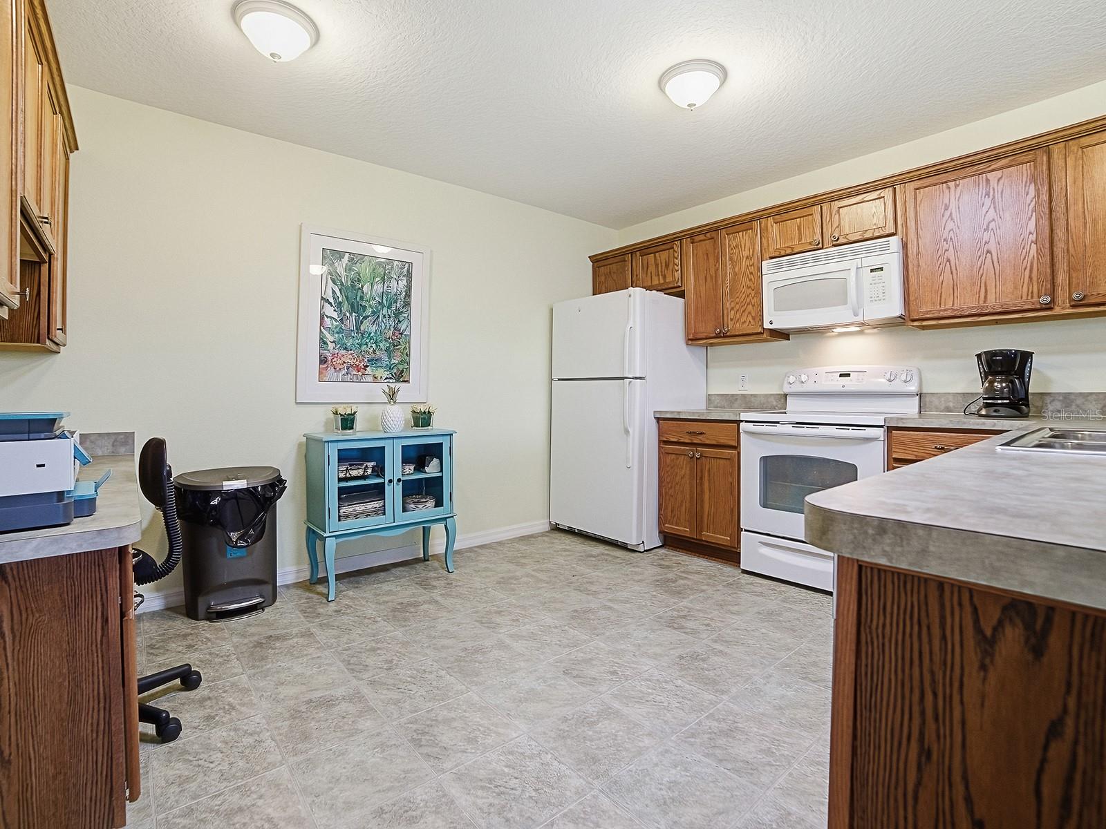 Image 12 of 37 For 258 Arbella Loop