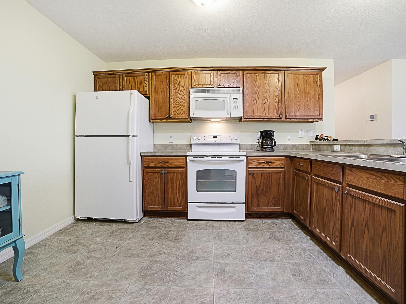 Image 14 of 37 For 258 Arbella Loop