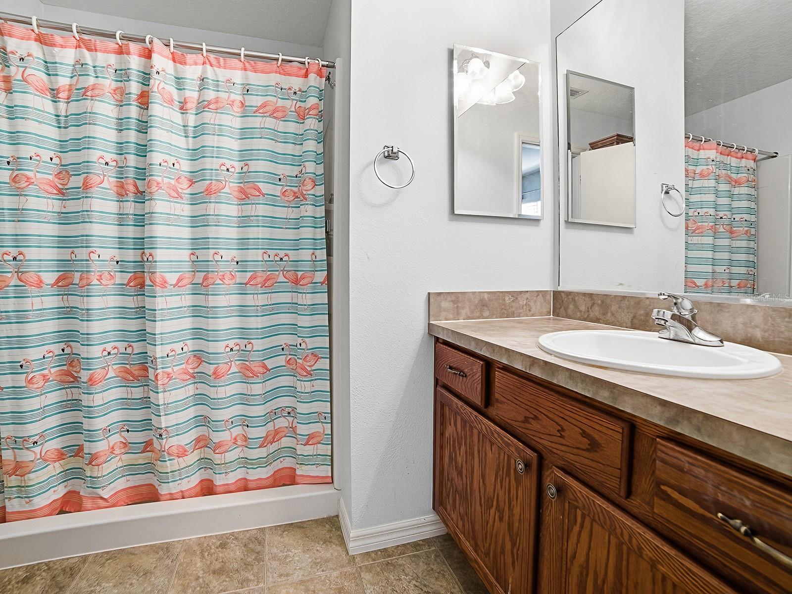 Image 18 of 37 For 258 Arbella Loop