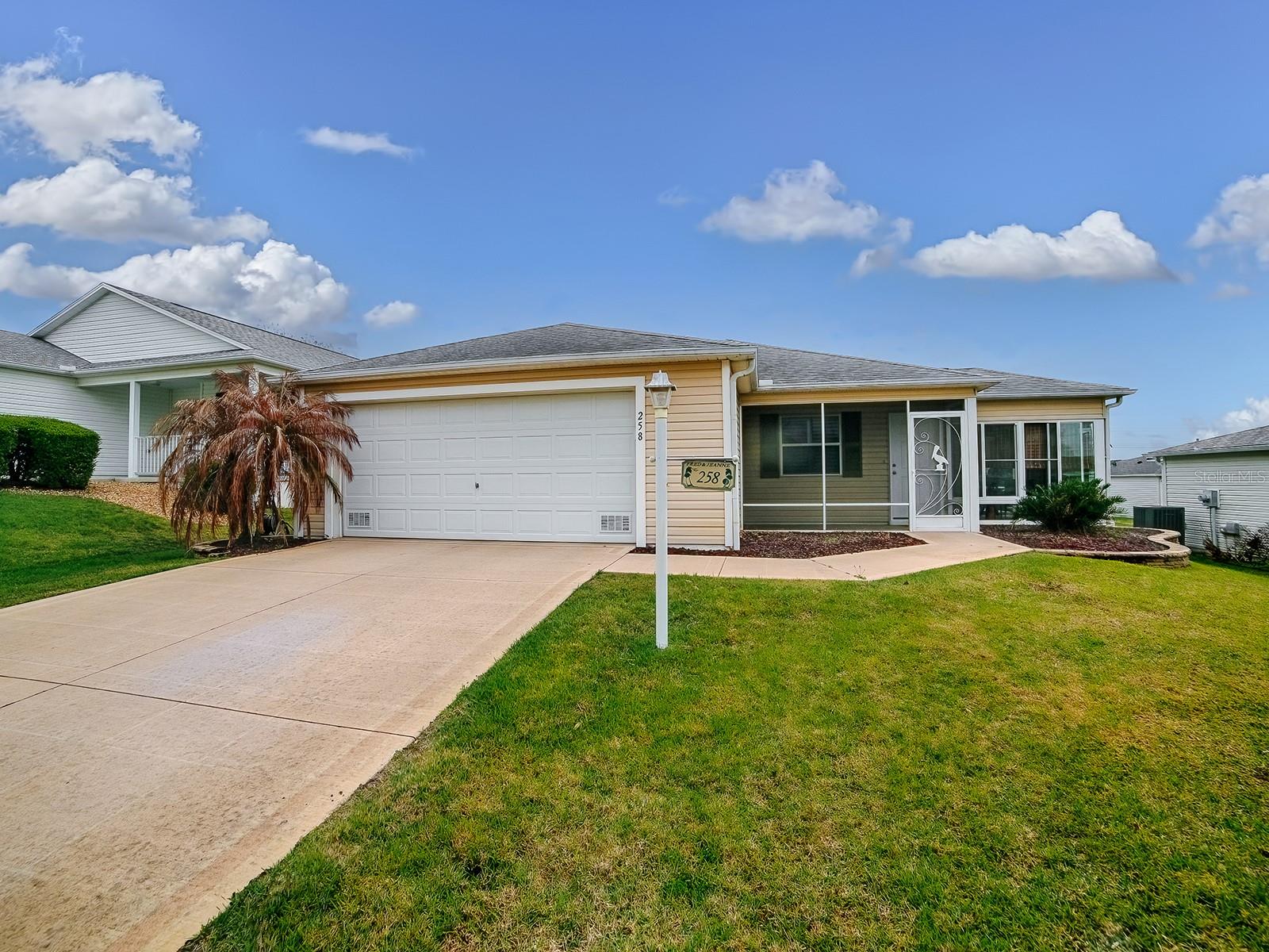 Image 3 of 37 For 258 Arbella Loop