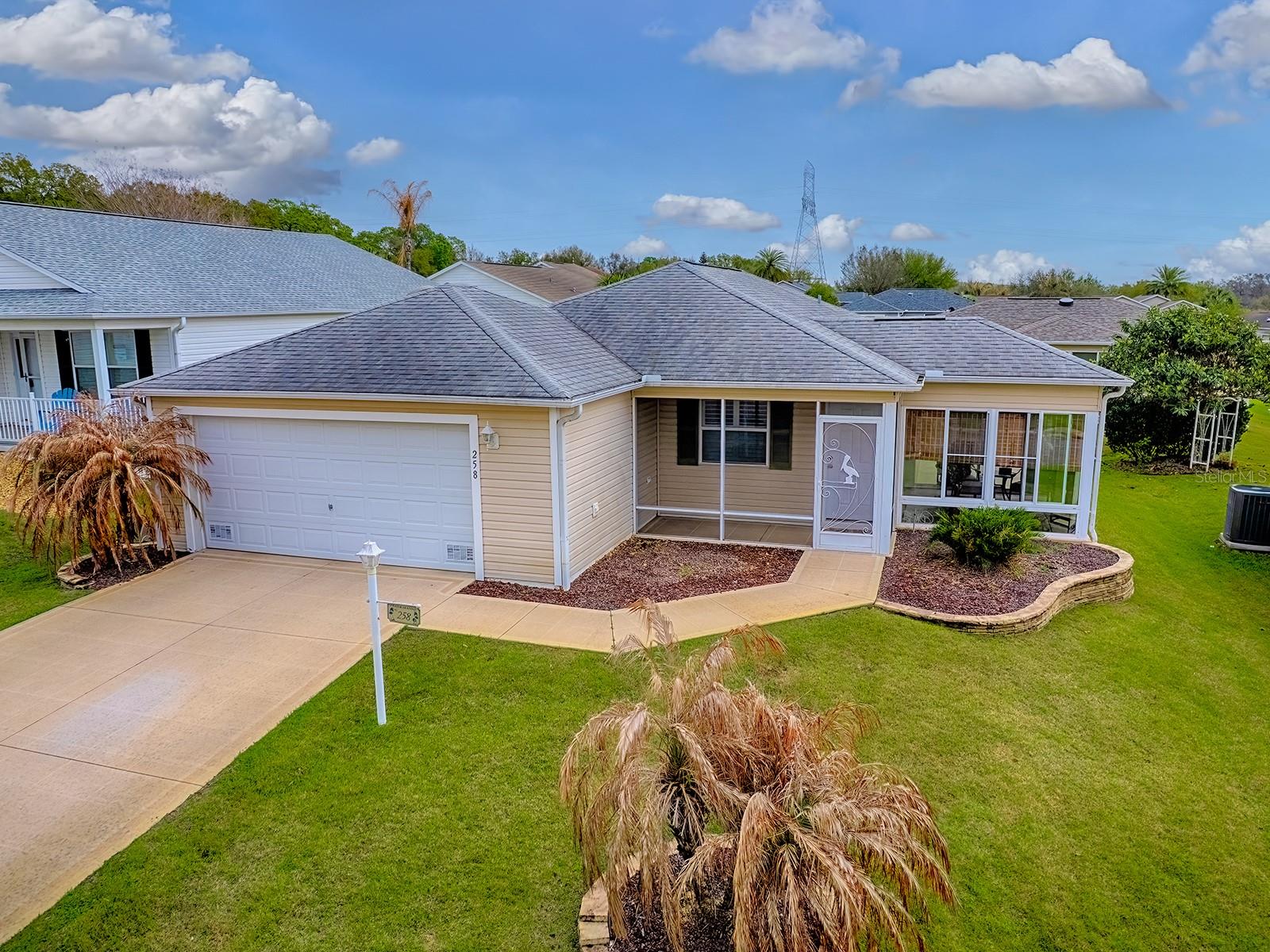 Image 30 of 37 For 258 Arbella Loop