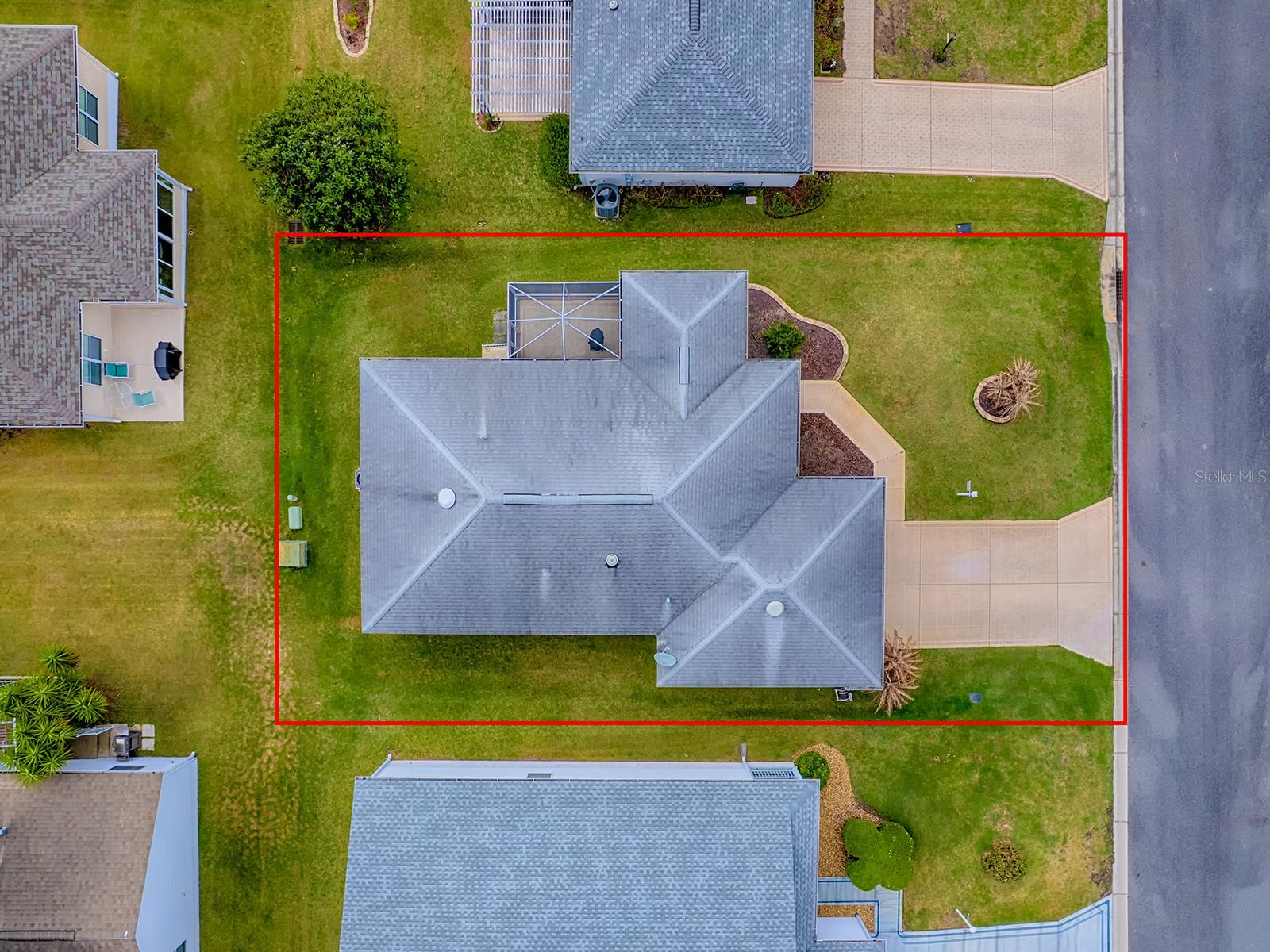 Image 33 of 37 For 258 Arbella Loop