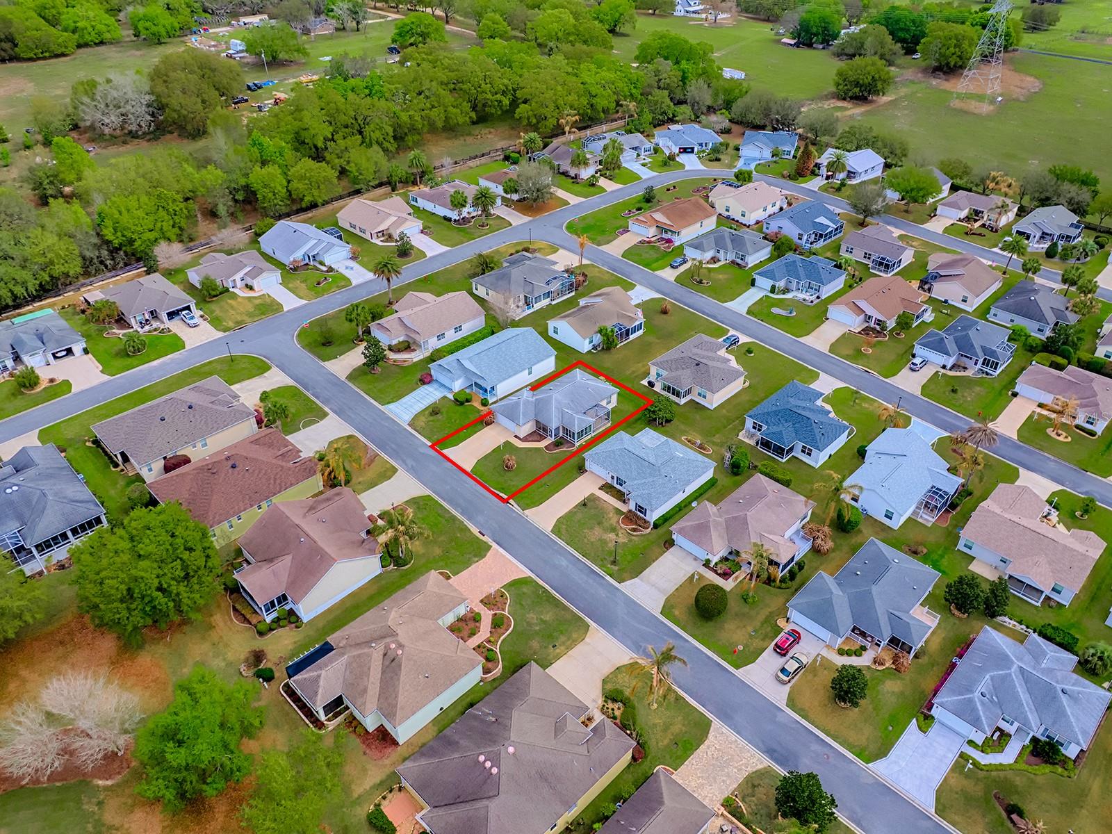 Image 35 of 37 For 258 Arbella Loop