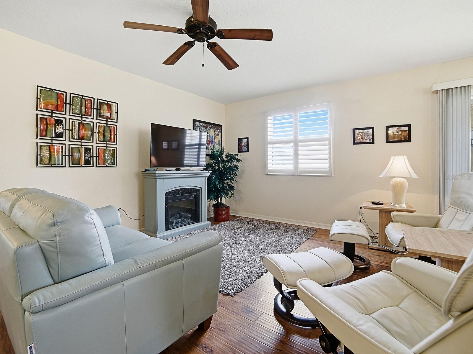 Image 7 of 37 For 258 Arbella Loop