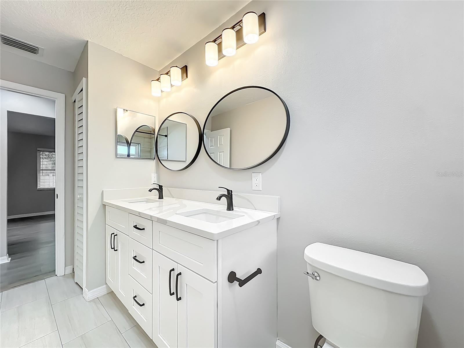 Image 16 of 27 For 30848 Deal Drive