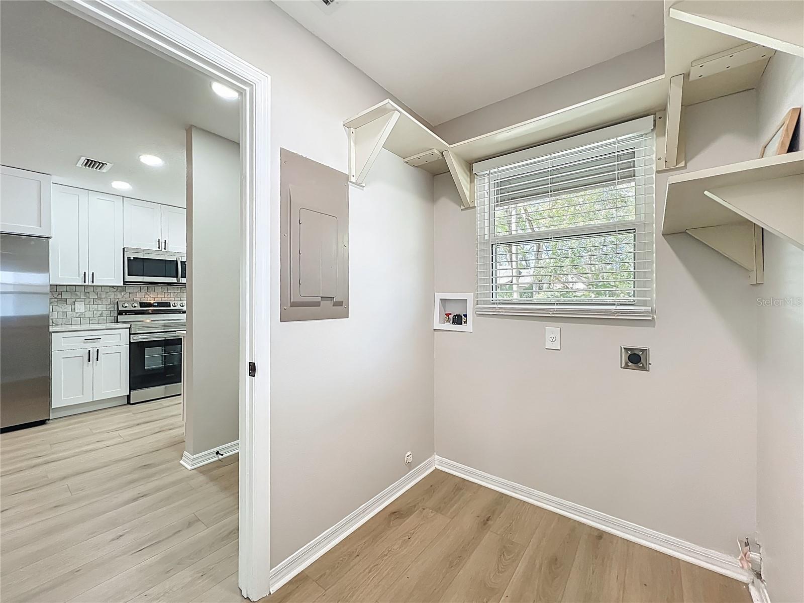 Image 18 of 27 For 30848 Deal Drive