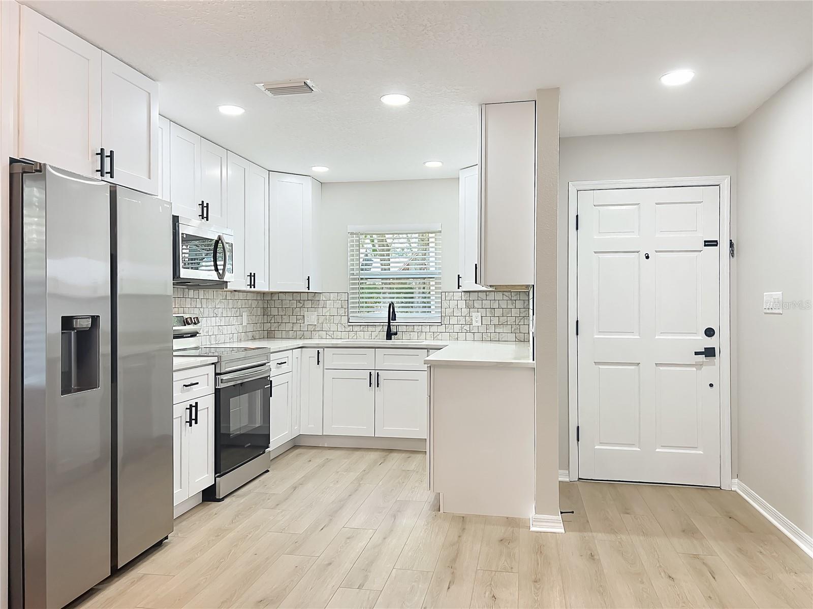 Image 7 of 27 For 30848 Deal Drive