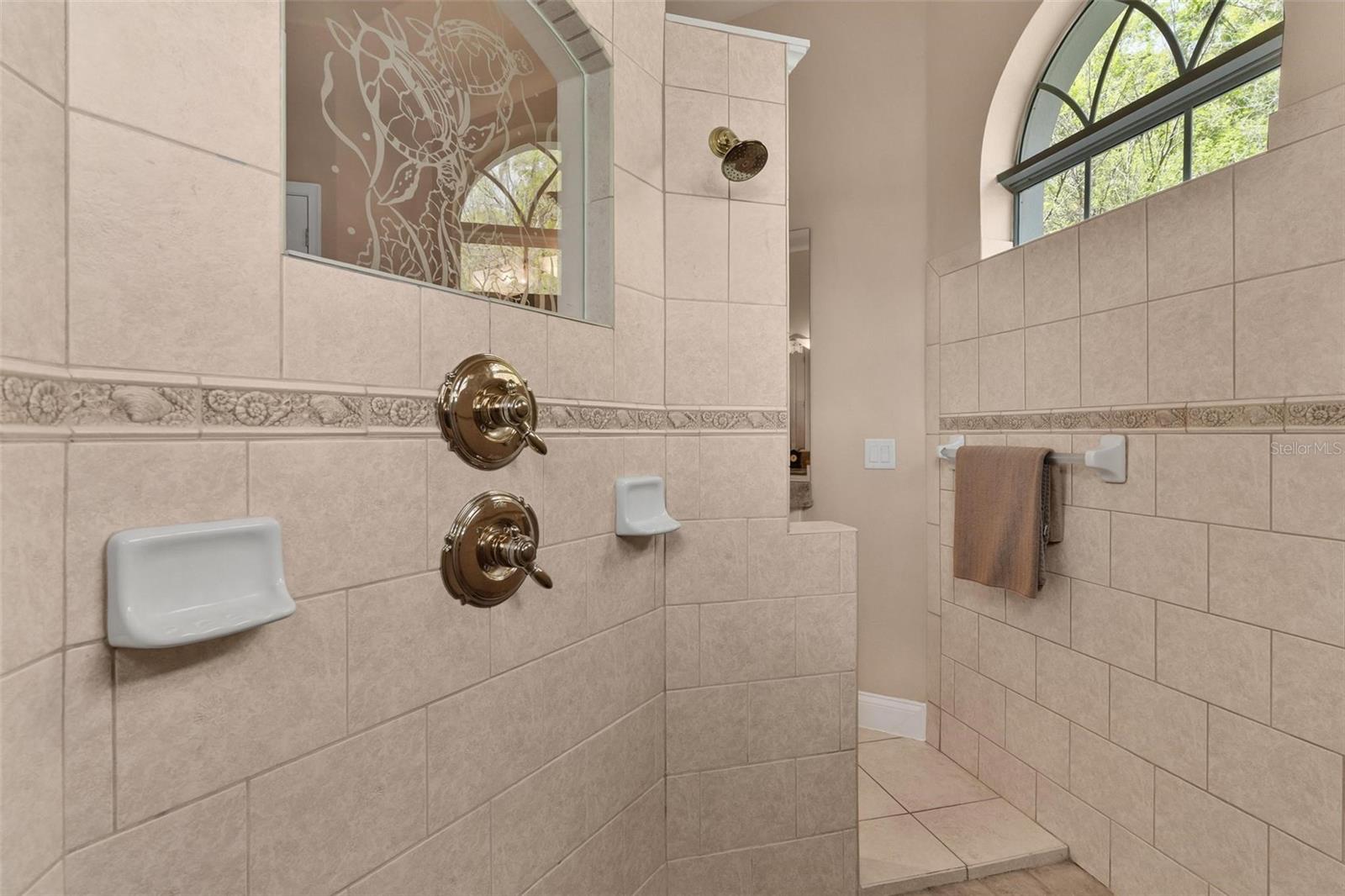 Image 33 of 54 For 6053 Spinnaker Loop