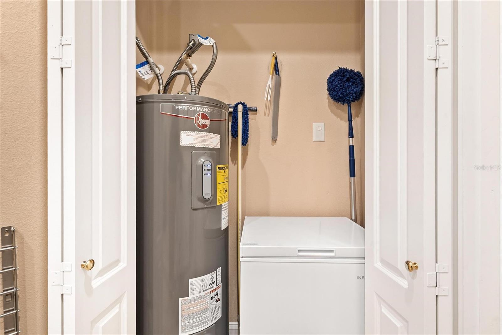 Image 42 of 54 For 6053 Spinnaker Loop