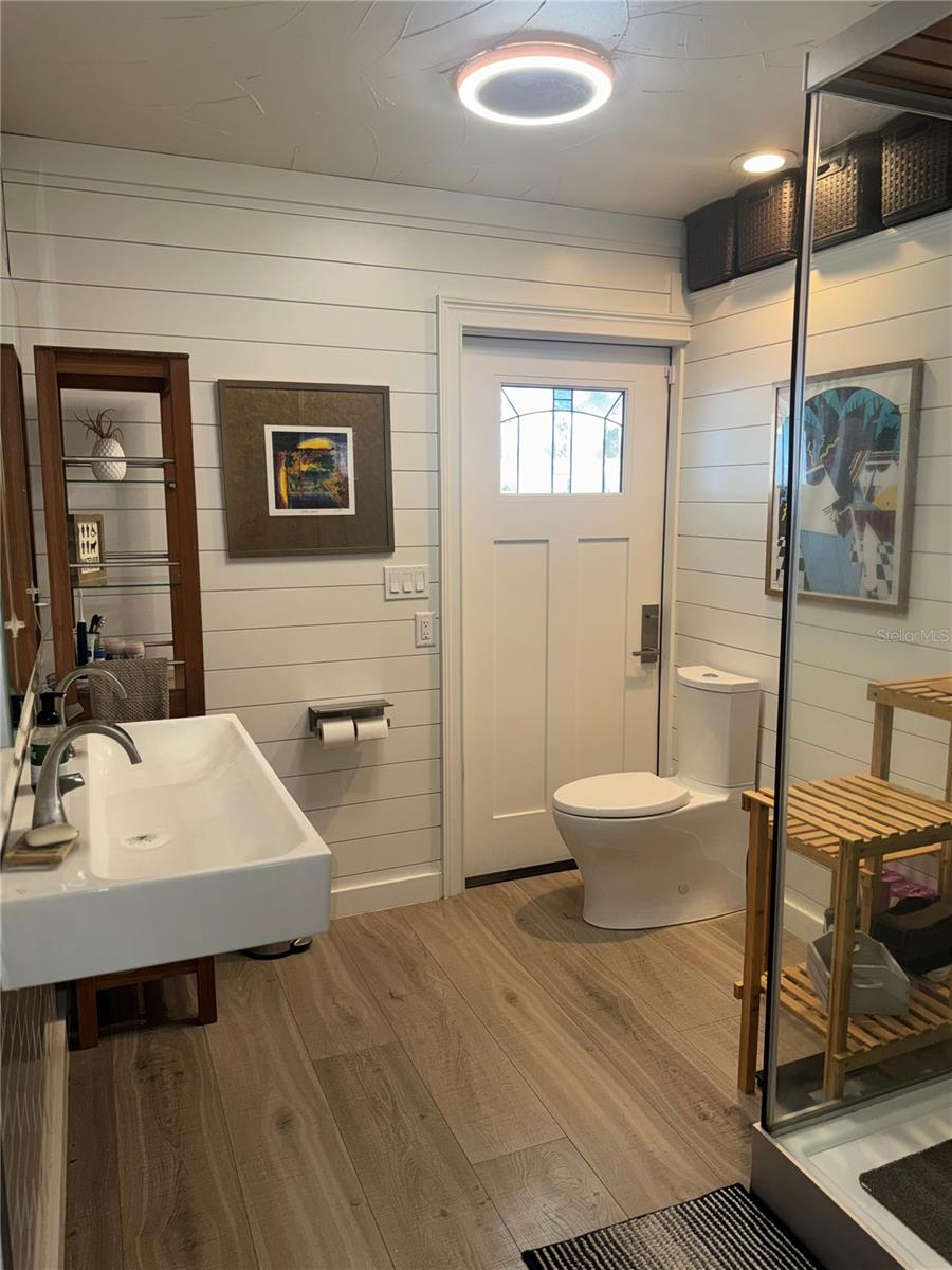 Image 12 of 19 For 10963 Shelfer Avenue