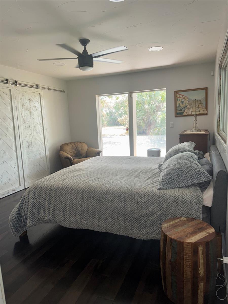 Image 13 of 19 For 10963 Shelfer Avenue