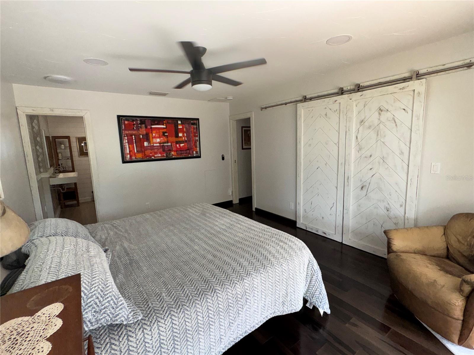 Image 14 of 19 For 10963 Shelfer Avenue