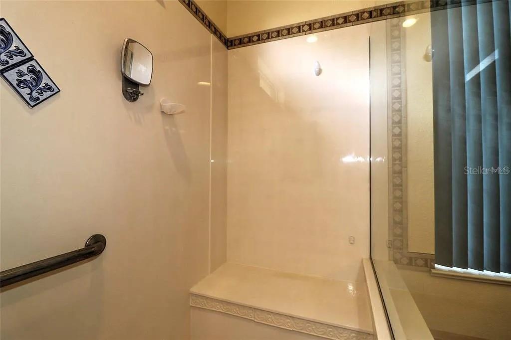 Image 22 of 61 For 9255 120th Loop