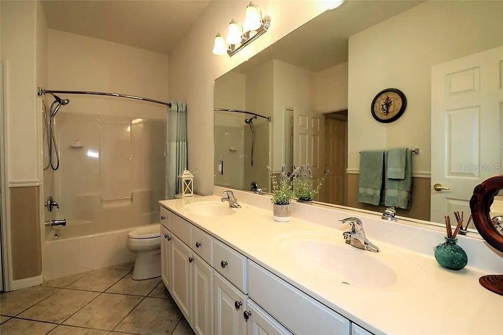 Image 25 of 61 For 9255 120th Loop