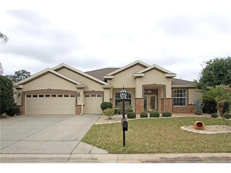 Image 34 of 61 For 9255 120th Loop