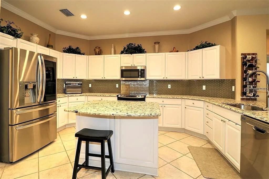 Image 8 of 61 For 9255 120th Loop