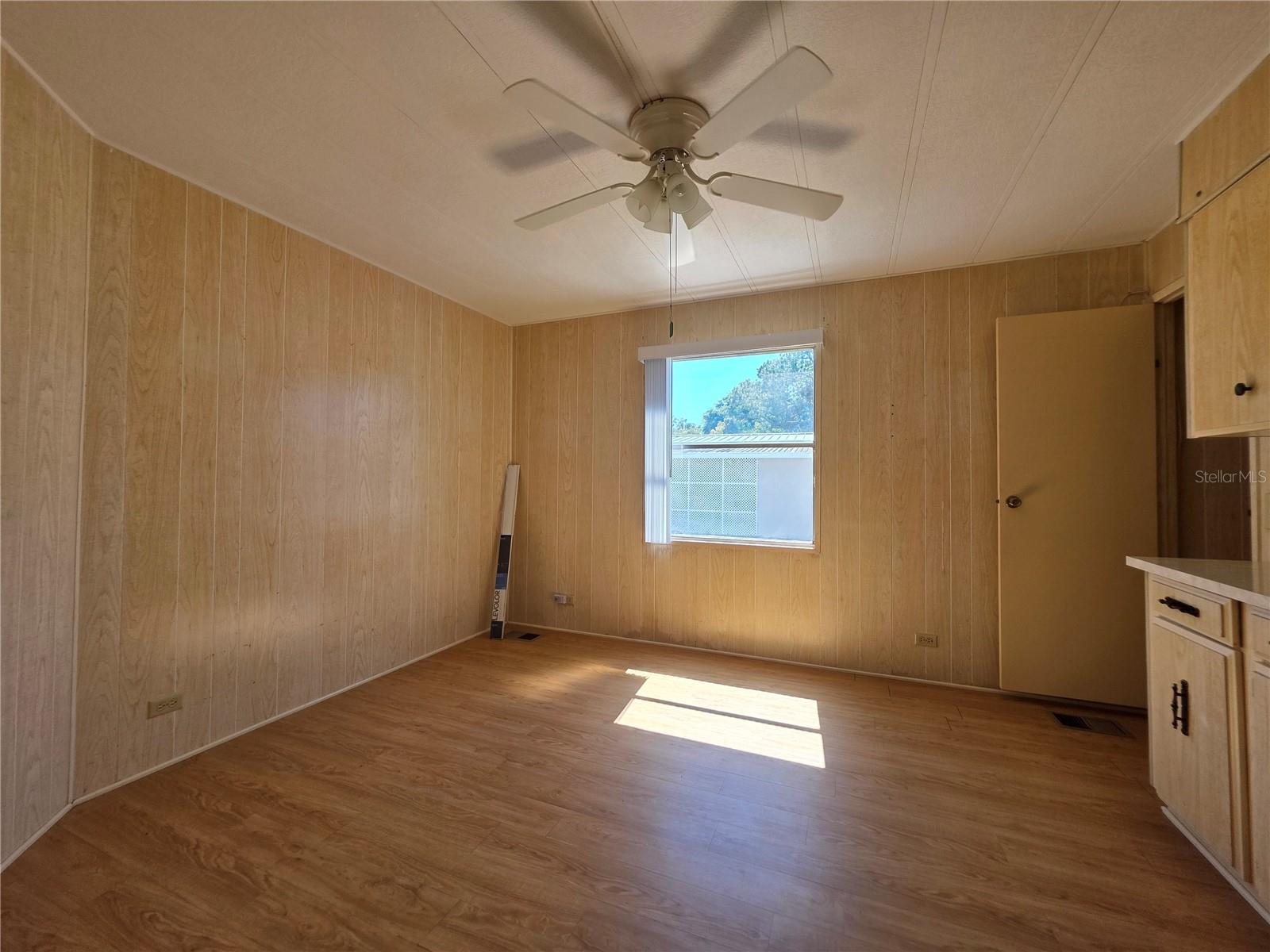 Image 10 of 41 For 1227 Nassau Circle