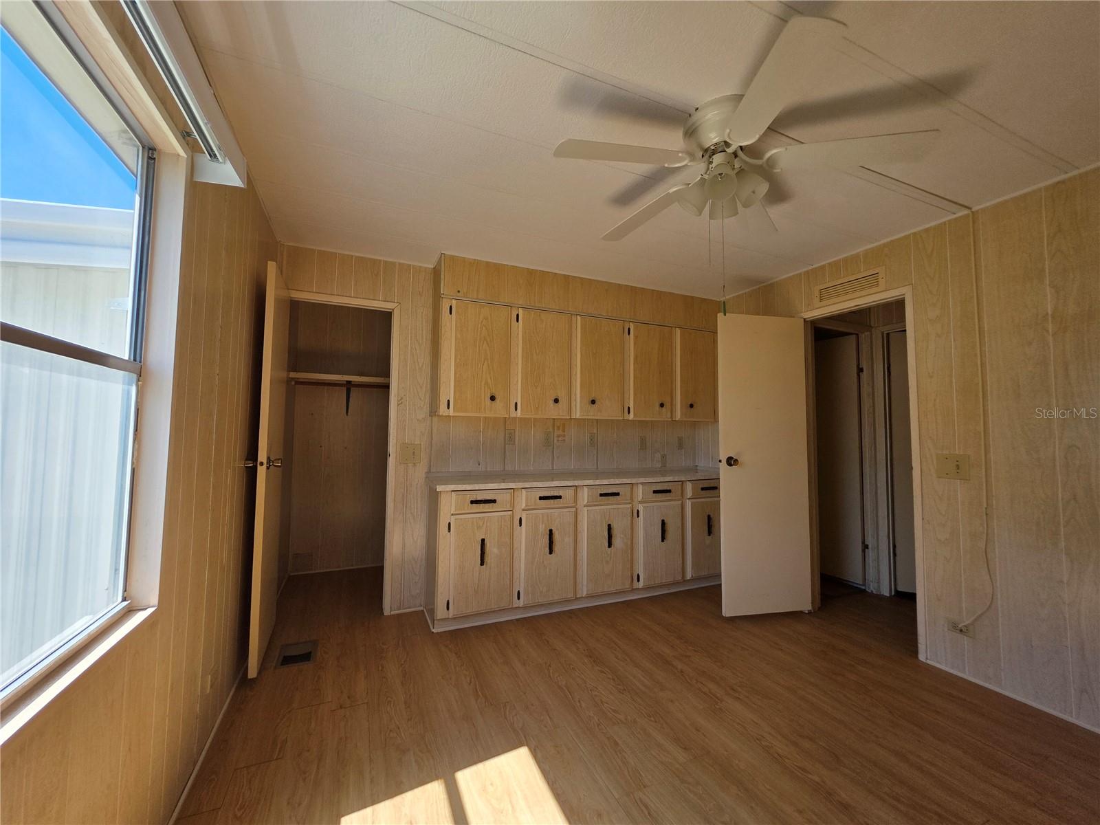 Image 11 of 41 For 1227 Nassau Circle