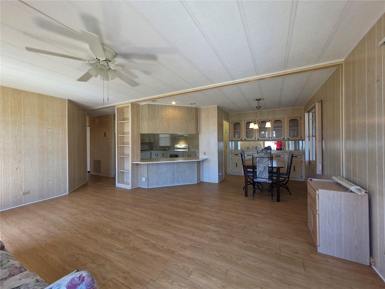 Image 14 of 41 For 1227 Nassau Circle