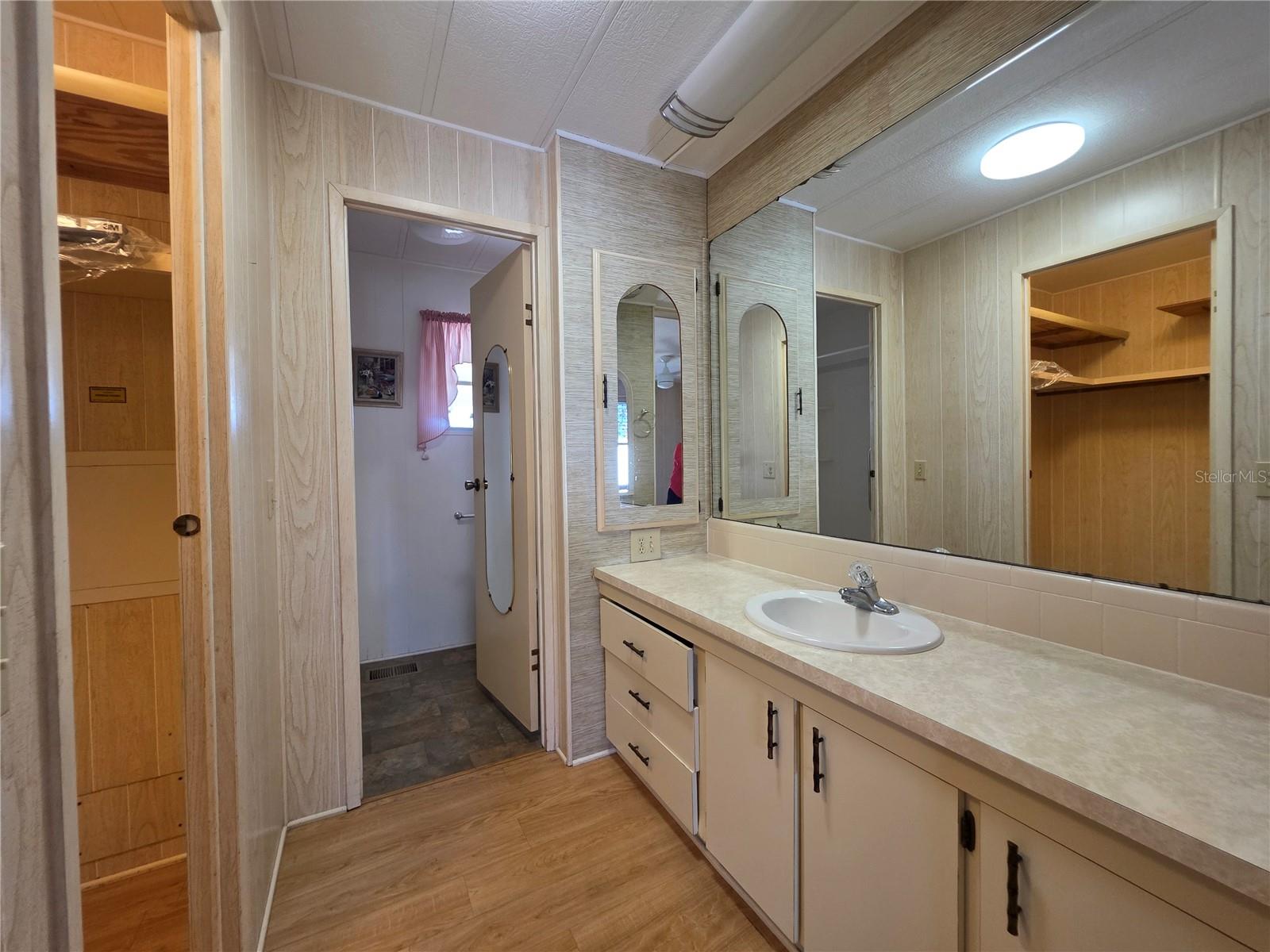 Image 31 of 41 For 1227 Nassau Circle