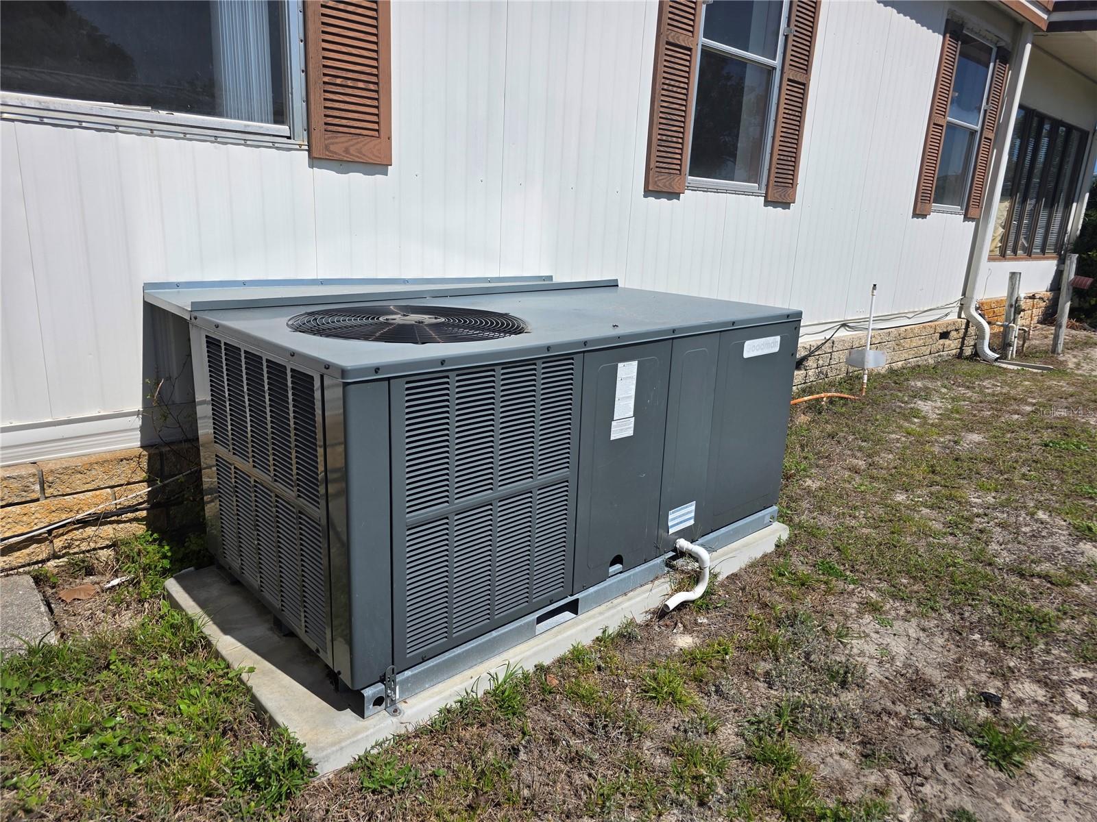 Image 40 of 41 For 1227 Nassau Circle