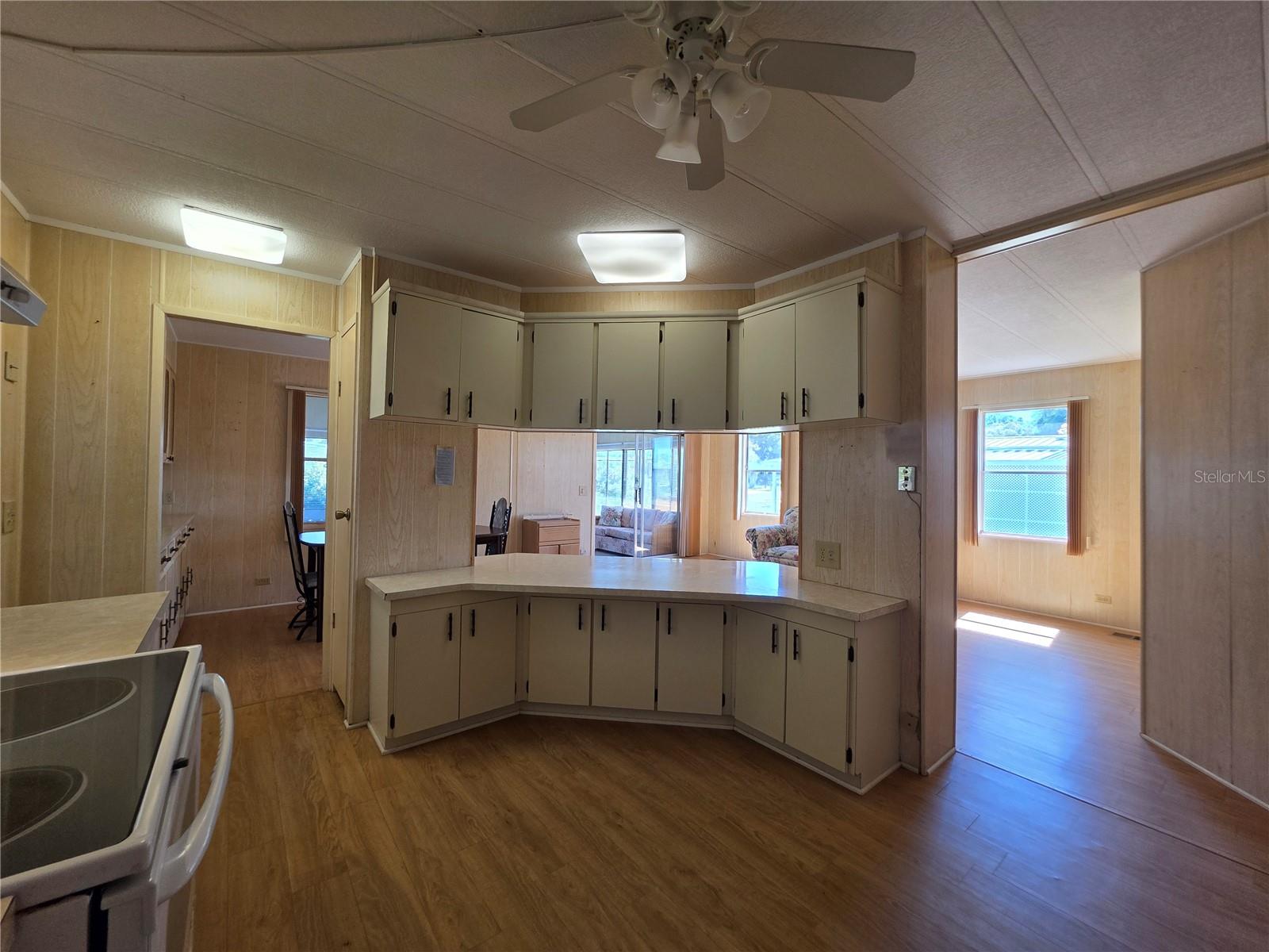 Image 5 of 41 For 1227 Nassau Circle