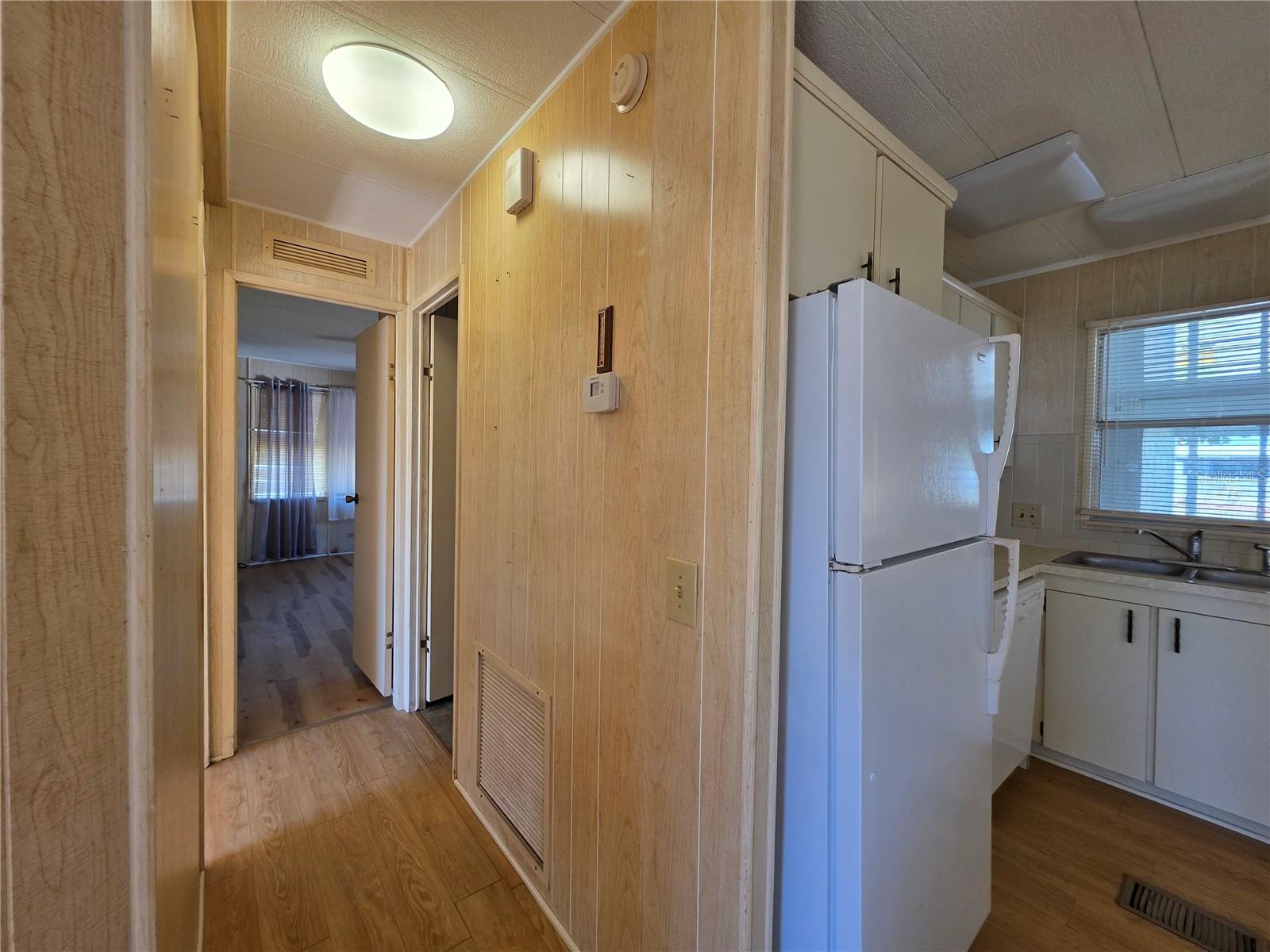 Image 9 of 41 For 1227 Nassau Circle