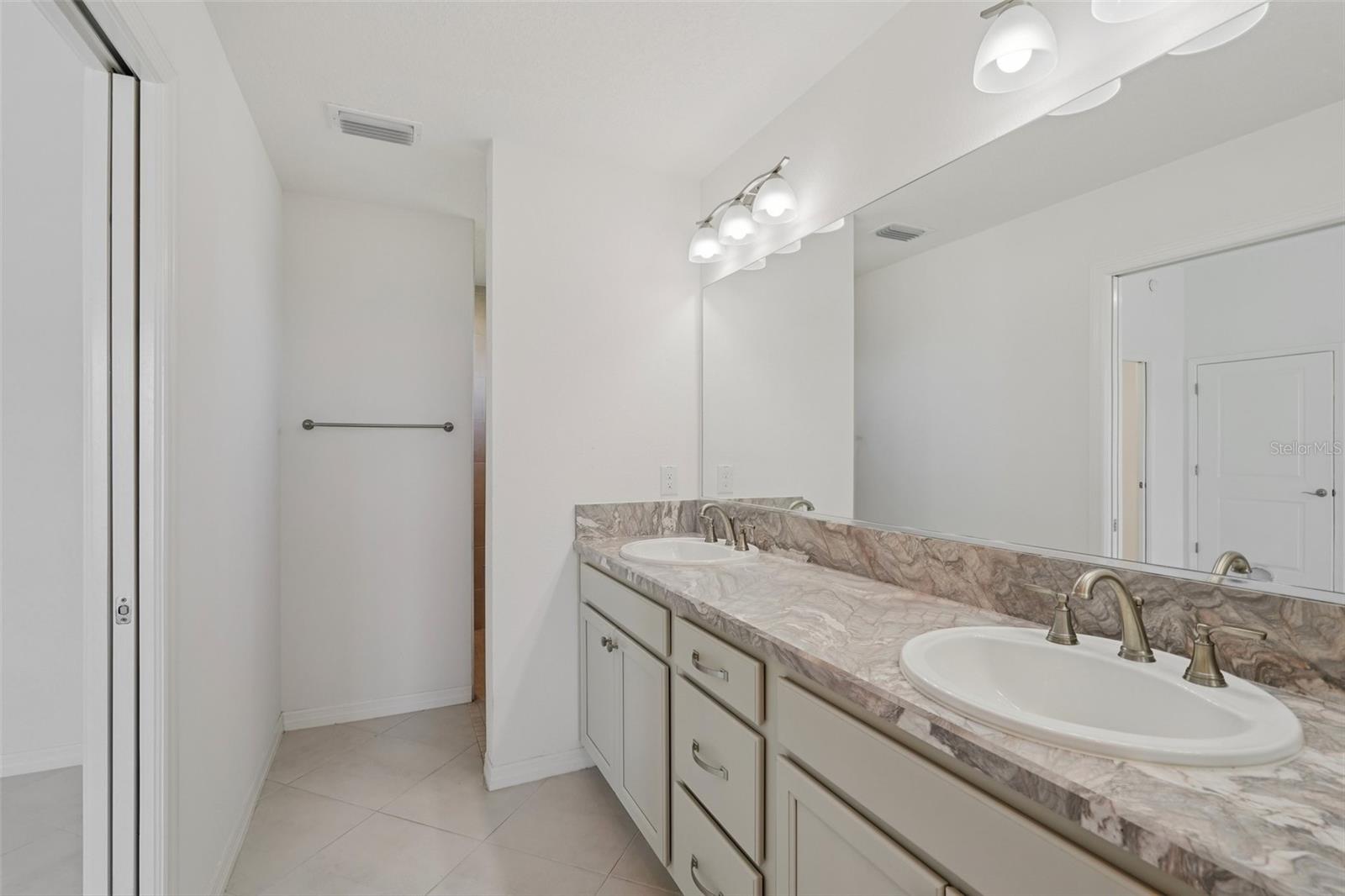 Image 27 of 43 For 3279 Dzuro Drive