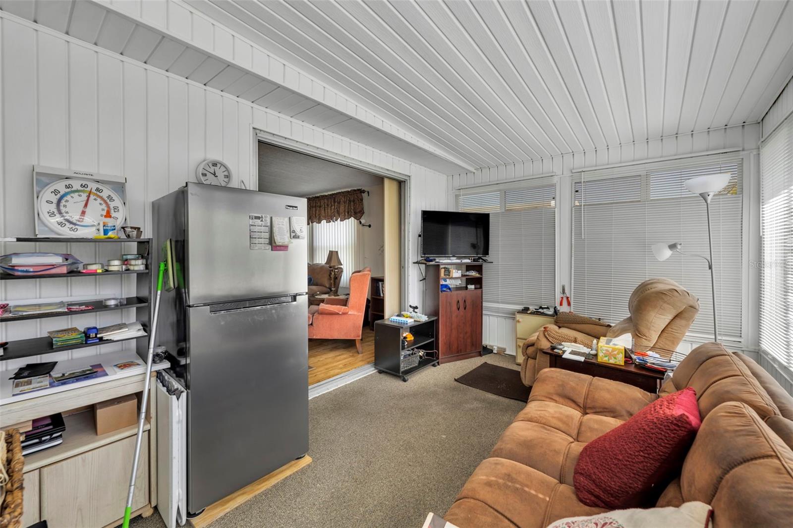 Image 16 of 43 For 223 Paradise S