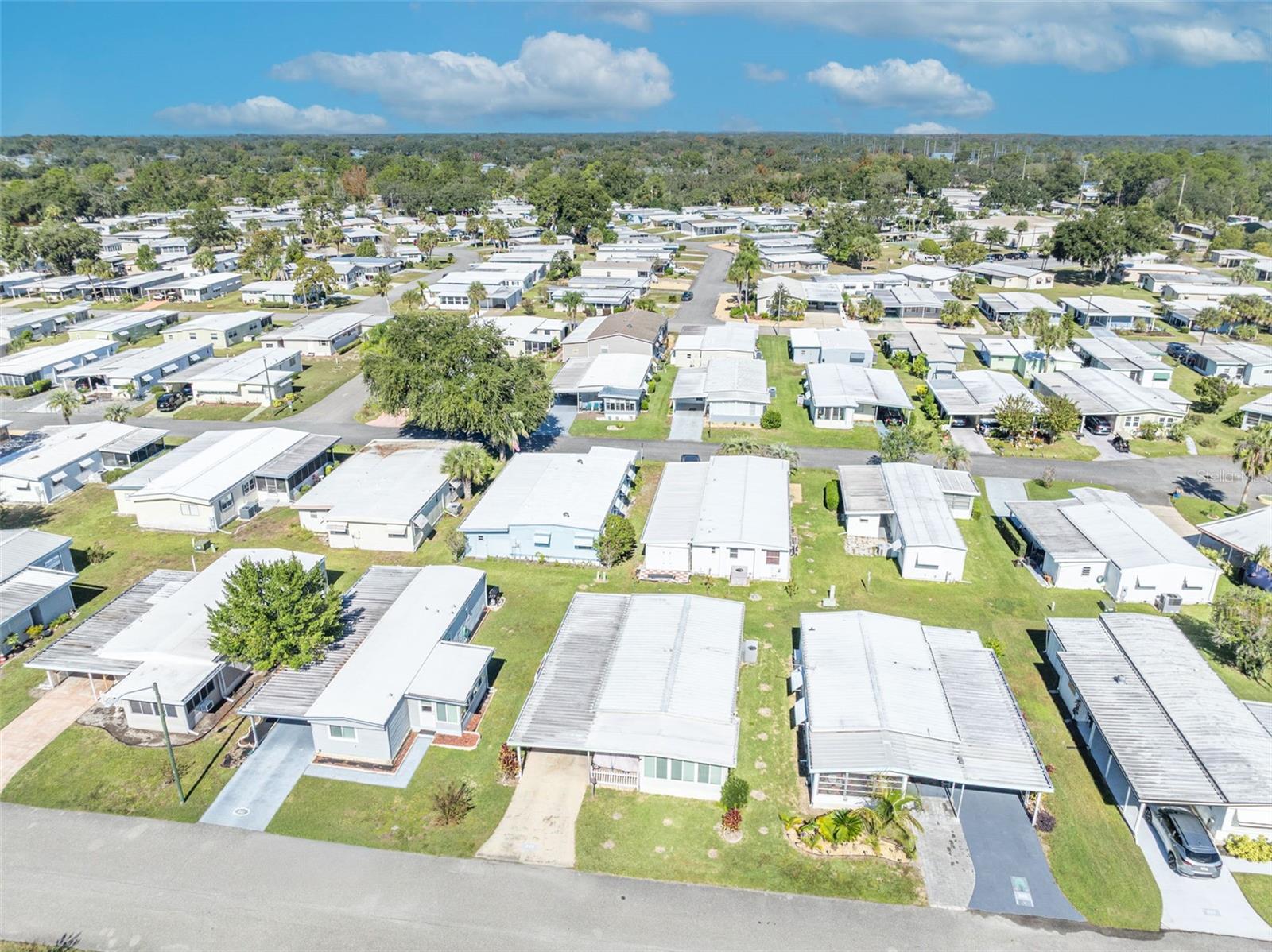 Image 28 of 43 For 223 Paradise S