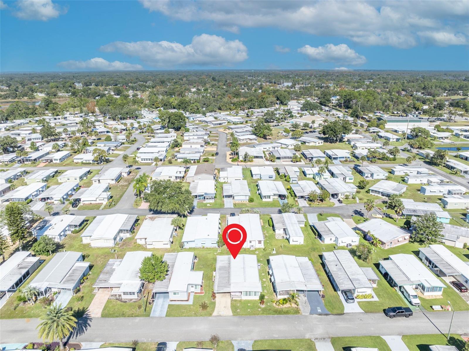 Image 32 of 43 For 223 Paradise S