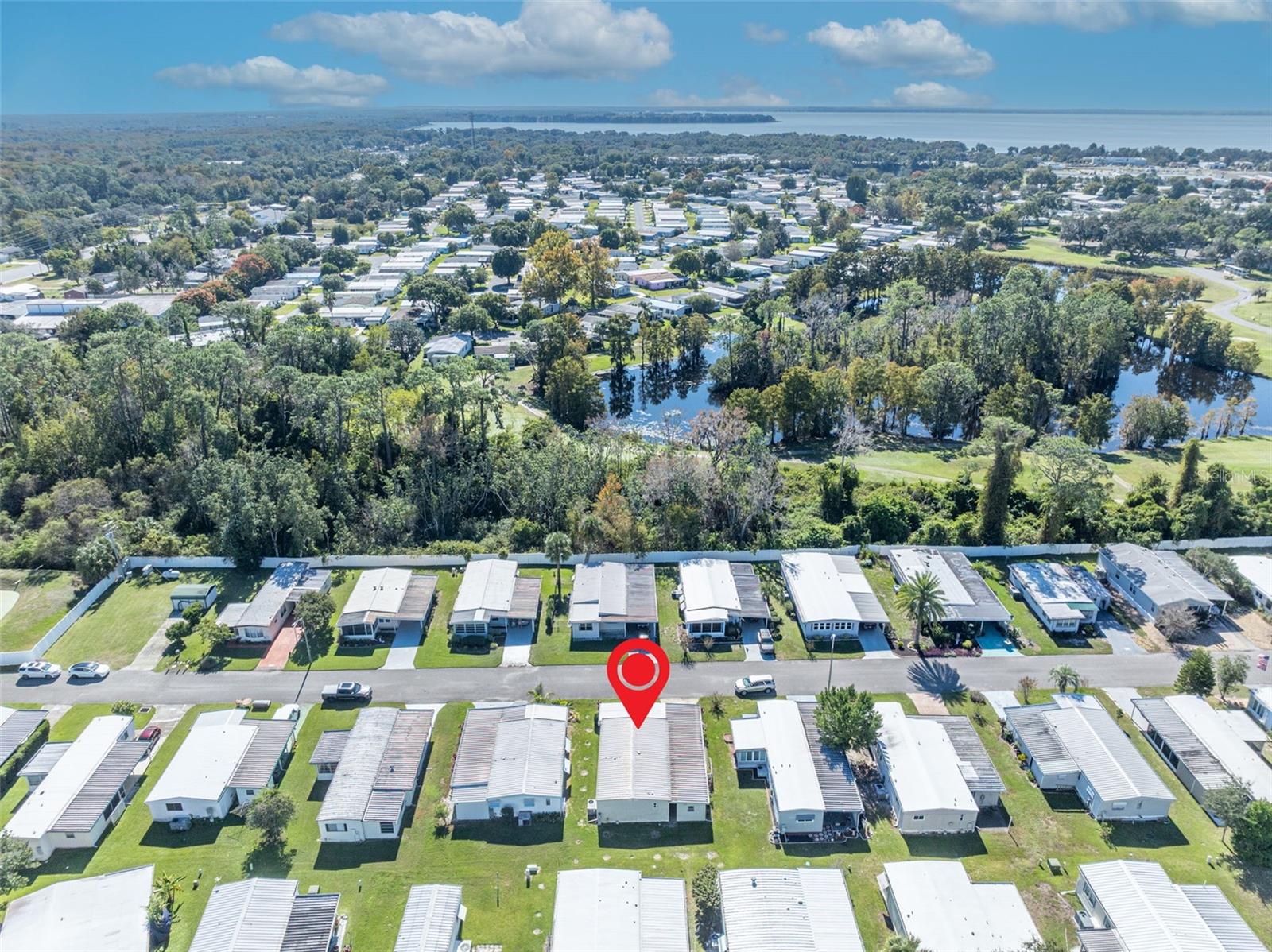 Image 38 of 43 For 223 Paradise S