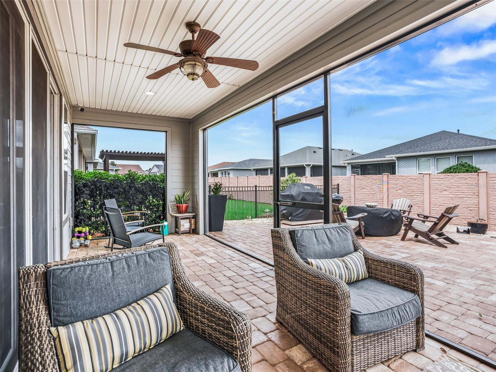 Image 41 of 54 For 5662 40th Loop