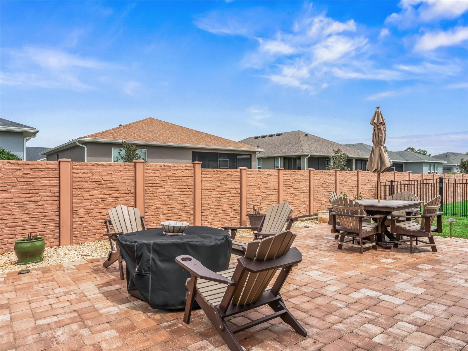 Image 42 of 54 For 5662 40th Loop