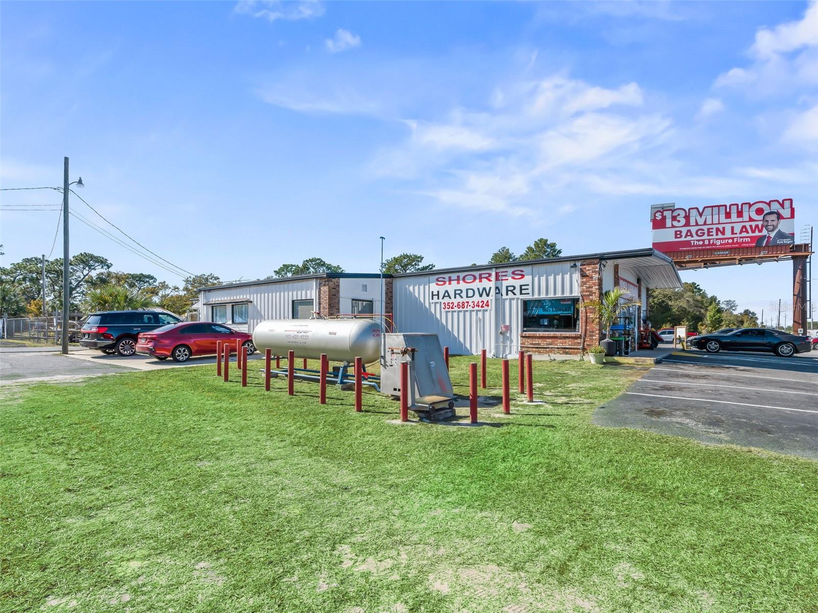 Image 17 of 45 For 9594 Maricamp Road