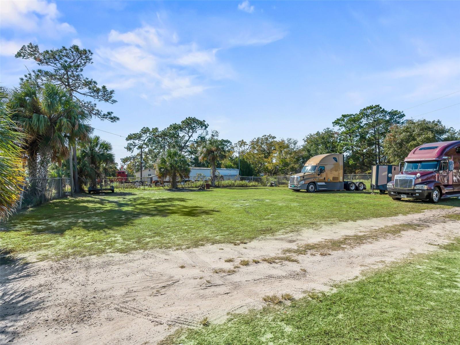 Image 19 of 45 For 9594 Maricamp Road