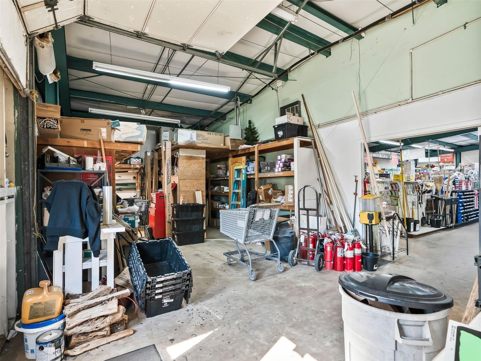 Image 35 of 45 For 9594 Maricamp Road