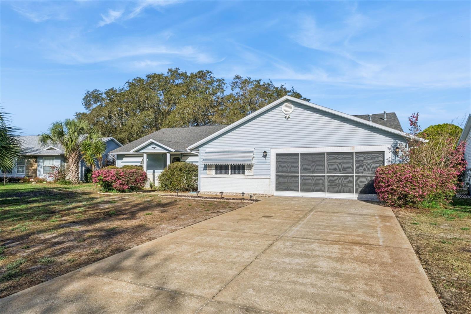 Image 2 of 41 For 828 Dundee Circle