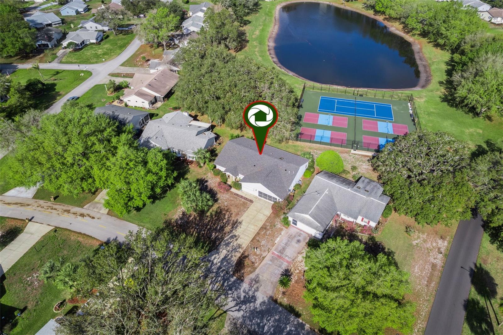 Image 38 of 41 For 828 Dundee Circle