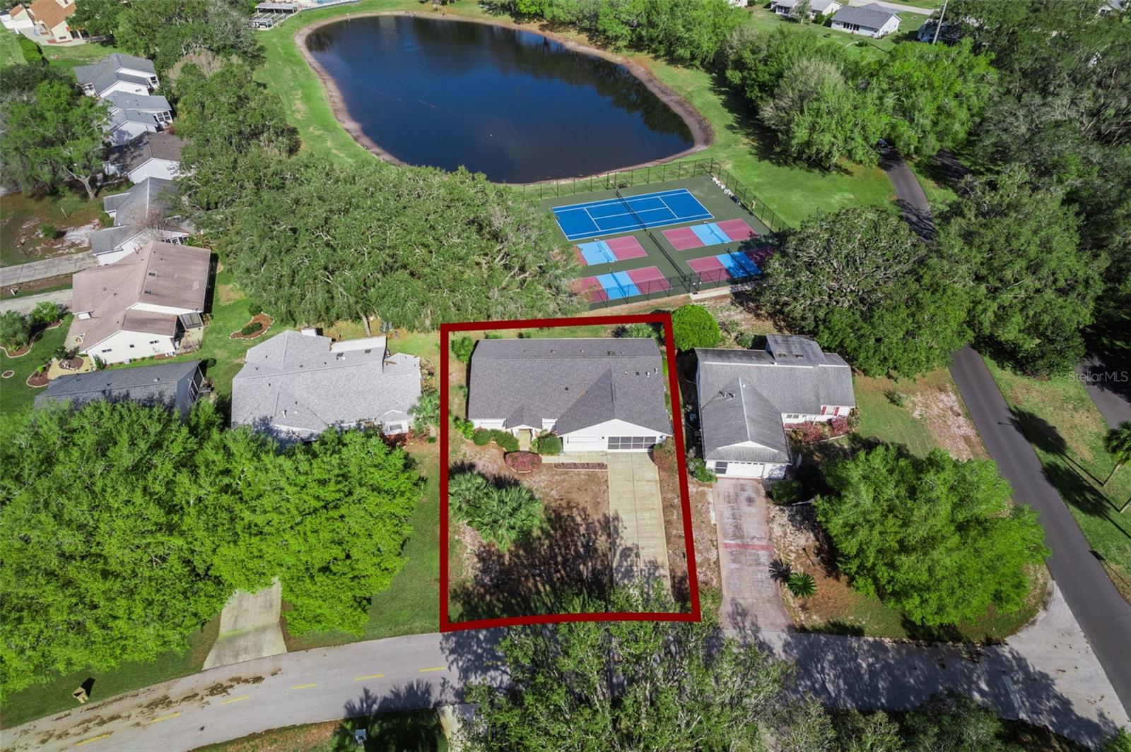 Image 41 of 41 For 828 Dundee Circle