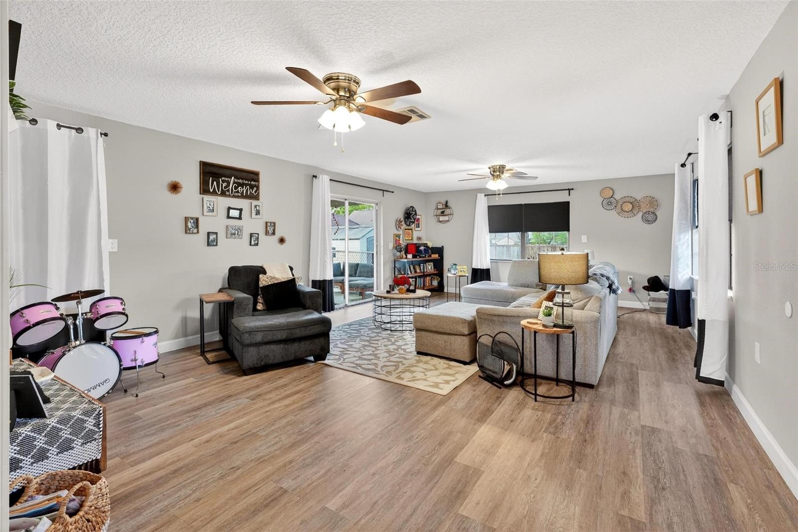 Image 30 of 71 For 106 Portland Street