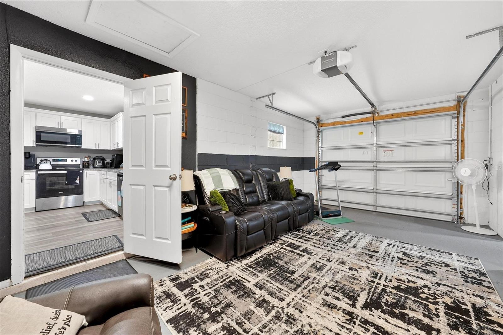 Image 57 of 71 For 106 Portland Street